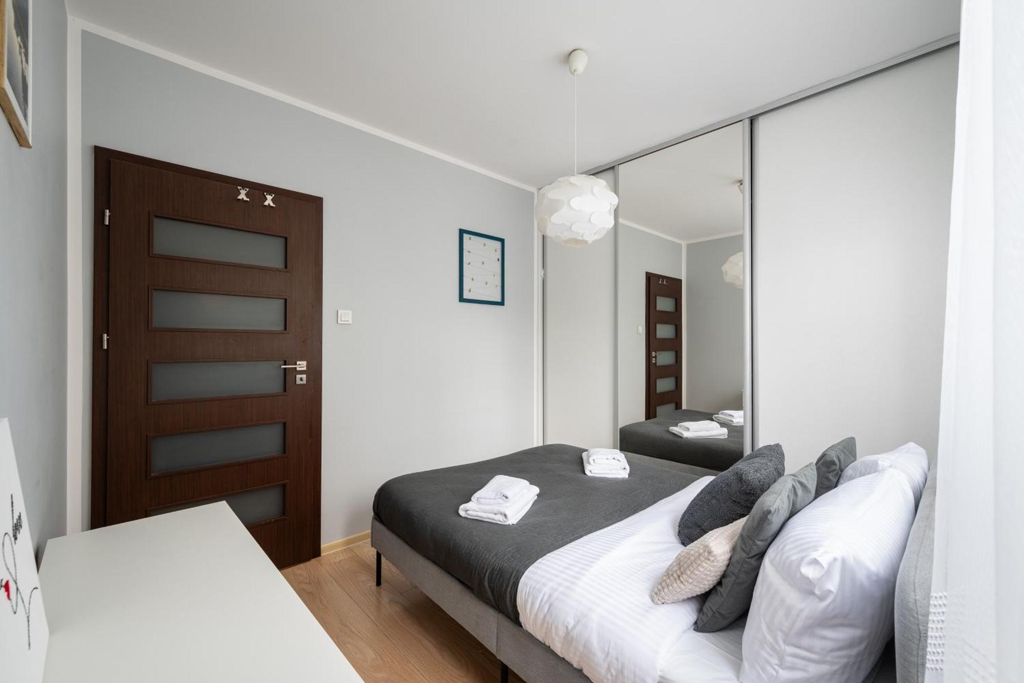 Aleja Krakowska Comfy Apartment Varsóvia Exterior foto
