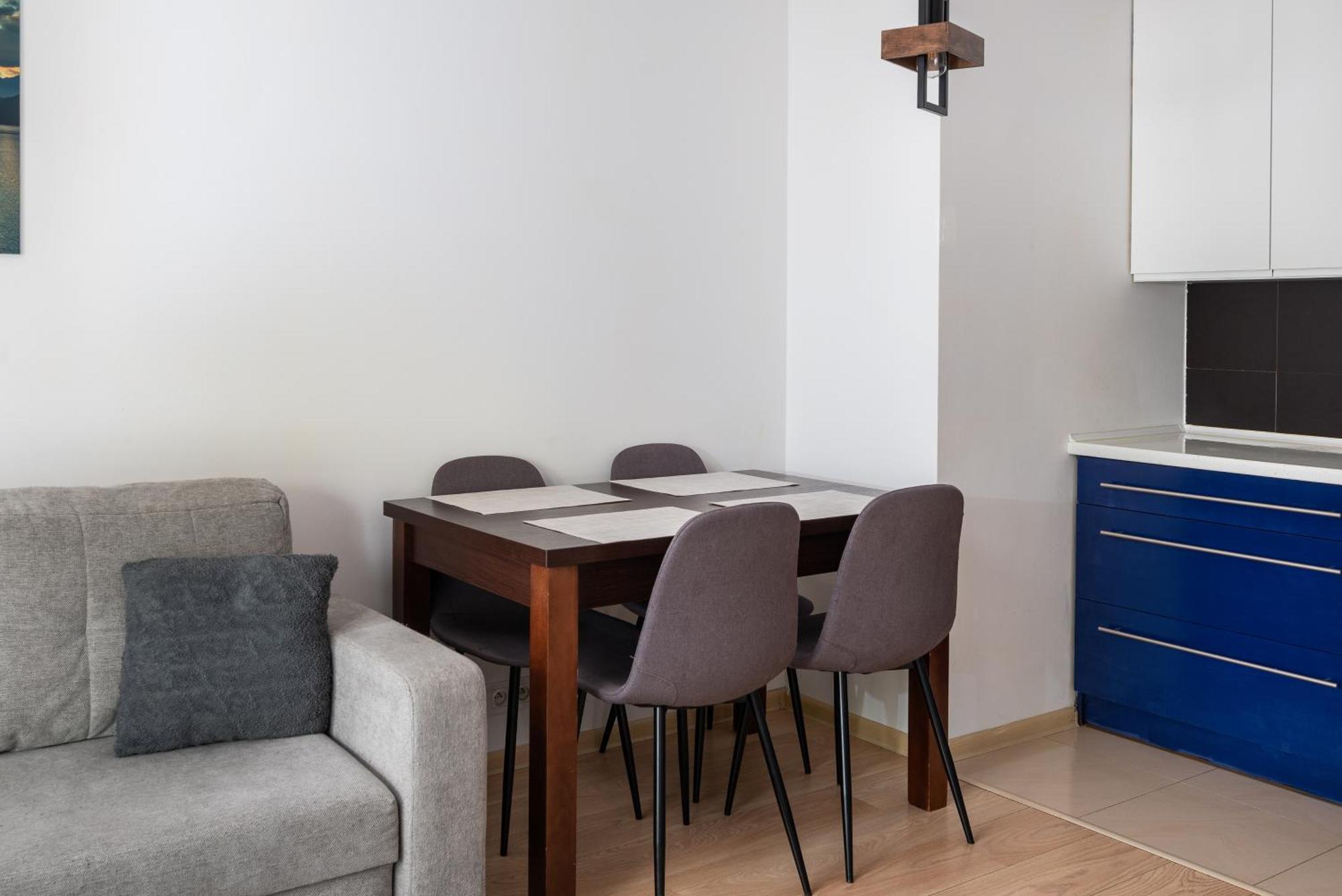Aleja Krakowska Comfy Apartment Varsóvia Exterior foto